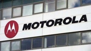 Motorola svanirà: Lenovo continua con Moto e Vibe